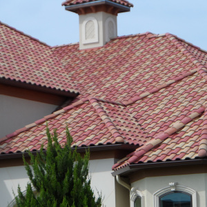 Crown Roof Tiles | Iberia : Navajo Blend, Crimson Red | Texas